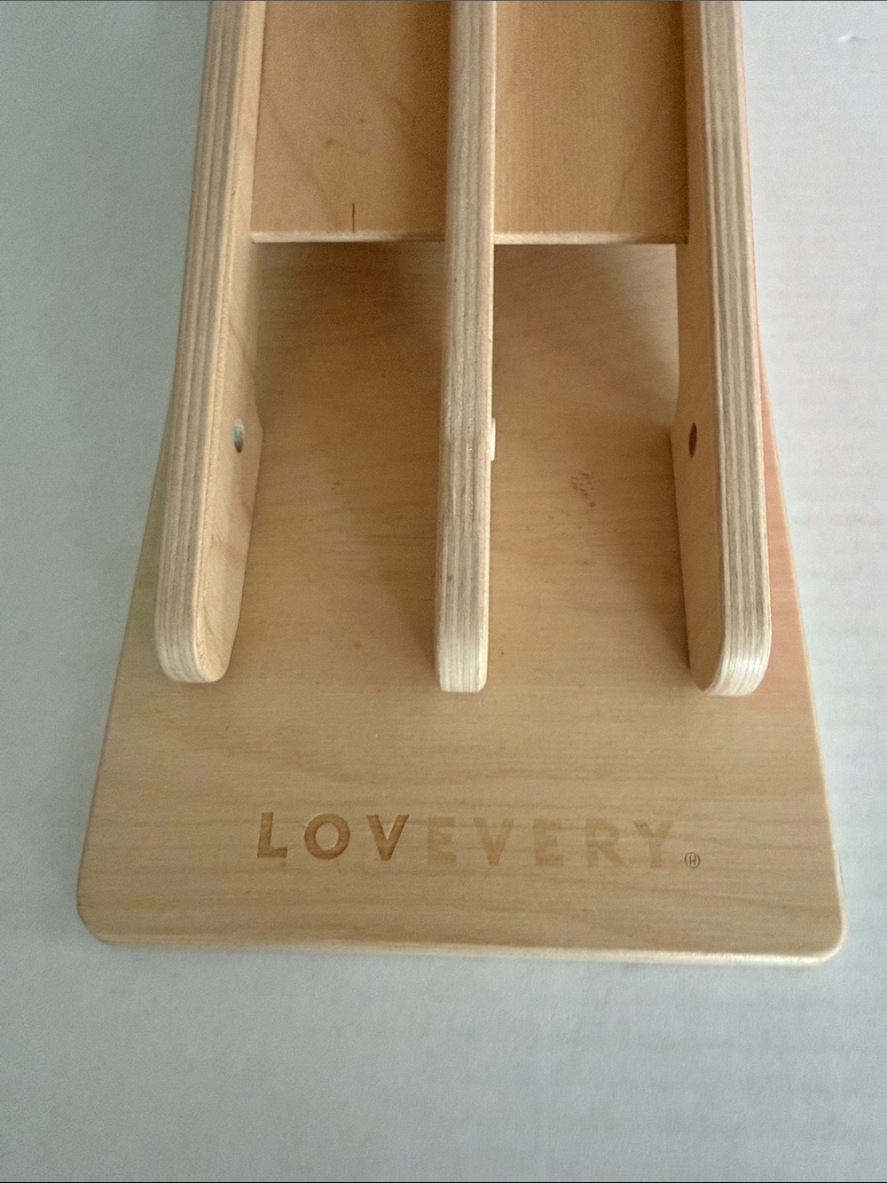 Lovevery Race And Chase Car Ramp with Two Cars Baby Toddler Learning - Picture 8 of 13
